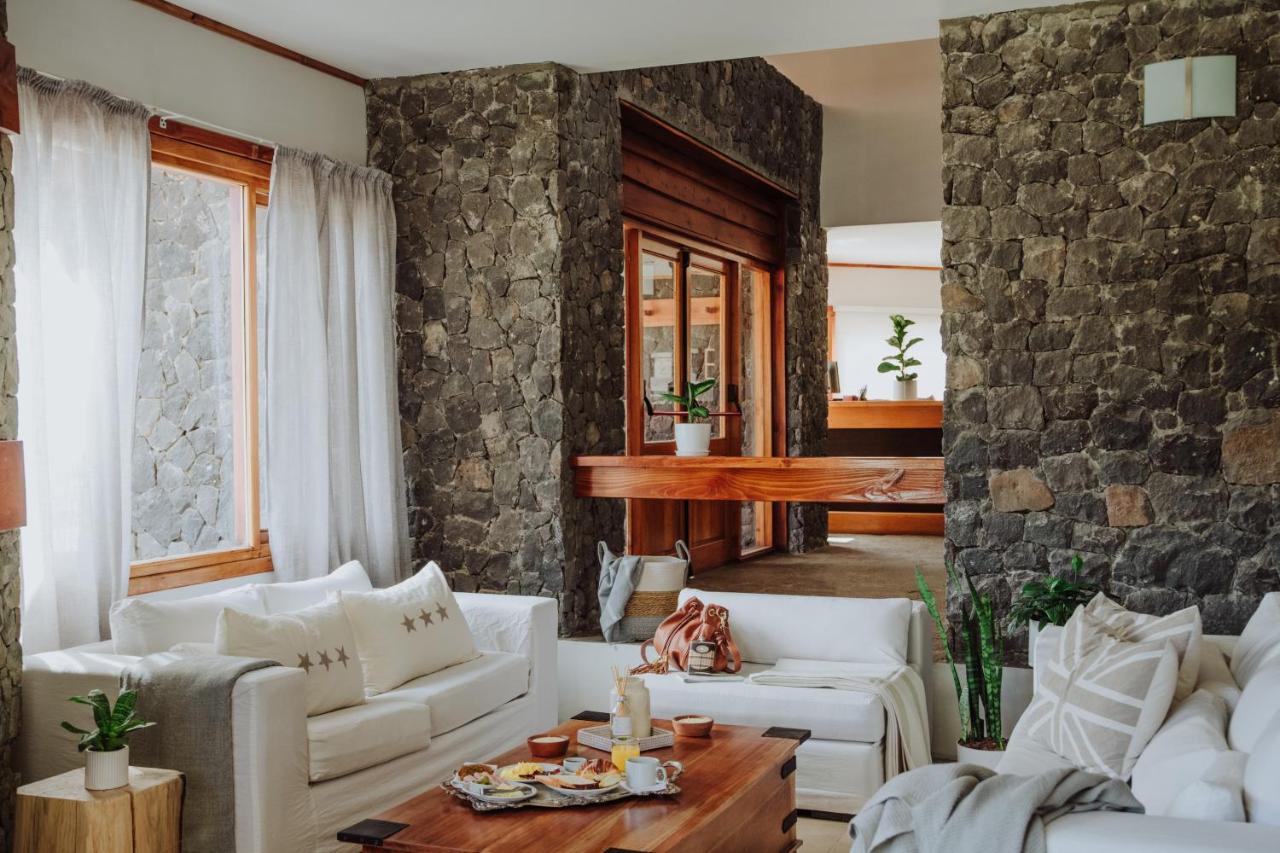 Hosteria El Coiron Ескуел Екстериор снимка